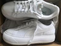 Puma Sneaker Gr. 38.5 neu Nordrhein-Westfalen - Eitorf Vorschau