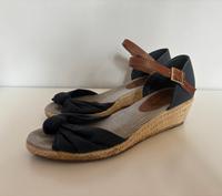 Damen Pumps blau Mustang, Größe 39 Baden-Württemberg - Mosbach Vorschau