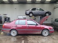 Schlachtfest! VW Vento 1HXO 1,9l TDi 55KW 75PS Bj. 06/1995 Nordrhein-Westfalen - Hünxe Vorschau