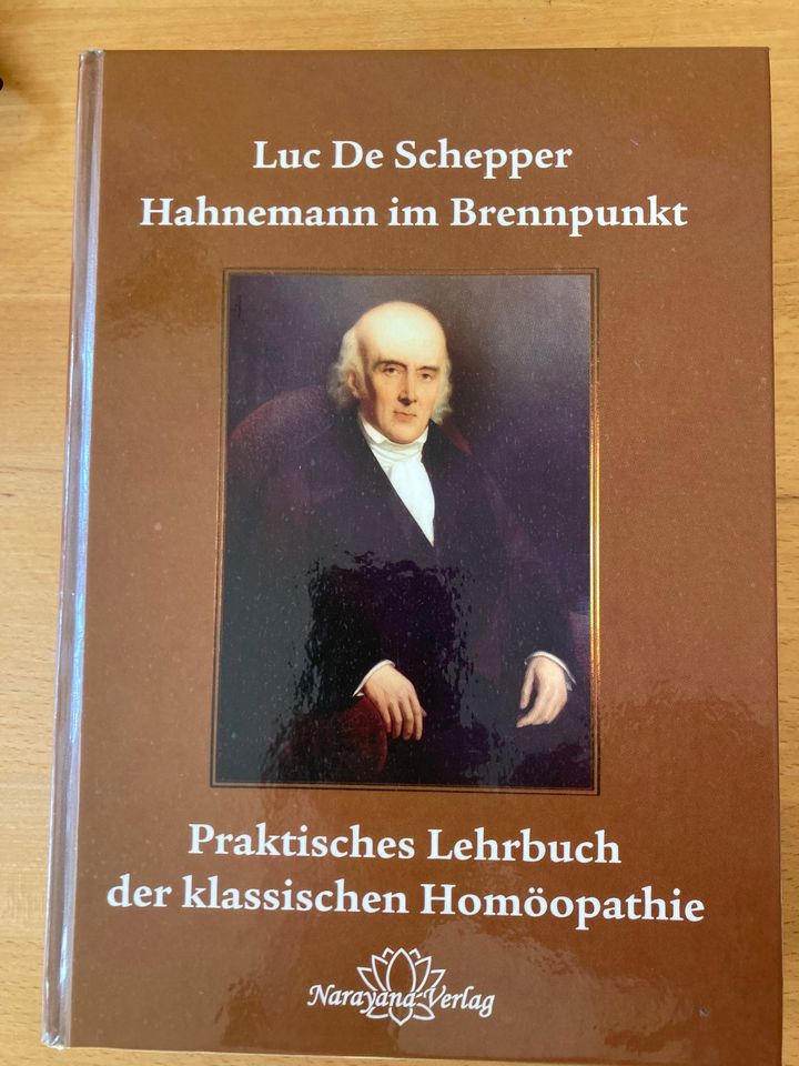 Hahnemann im Brennpunkt - Lehrbuch der klassischen Homöopathie in Köln