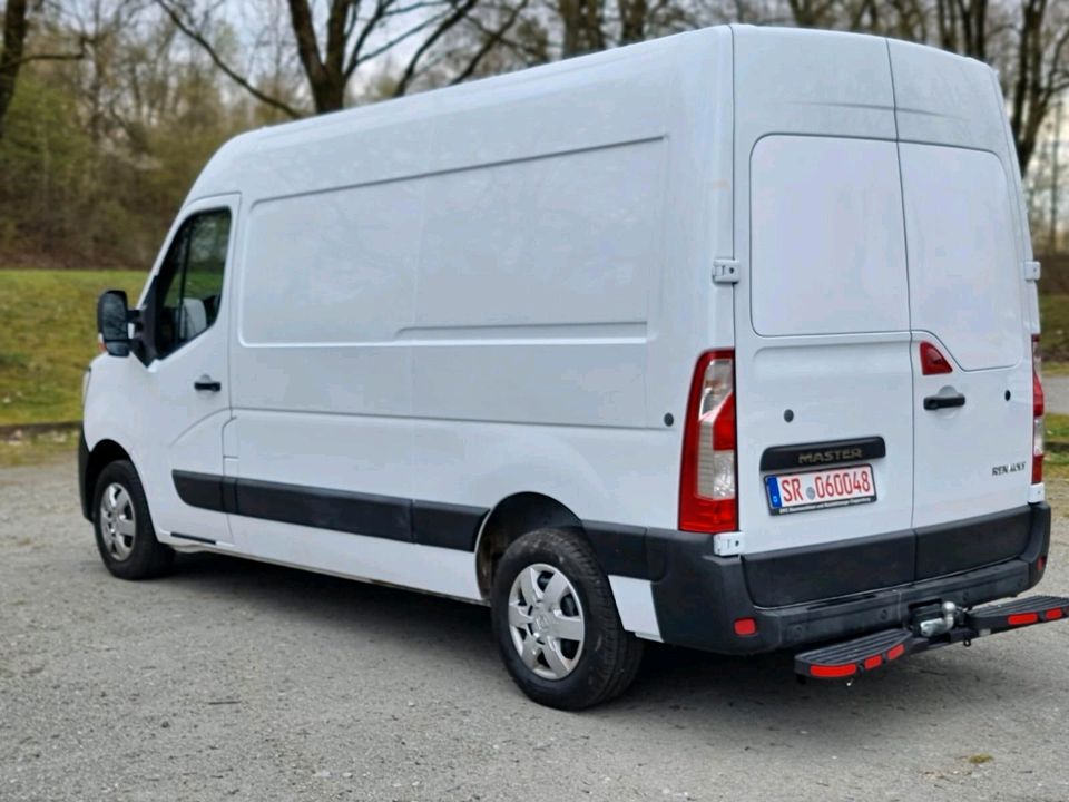 Renault Master 150DCI L2H2 3800km Erstzulassung 06.23 in Straubing