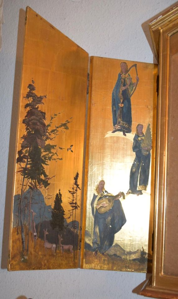 Vitrine Schrank Bemalt Blattgold Gold Malerei Bild in Bad Kissingen
