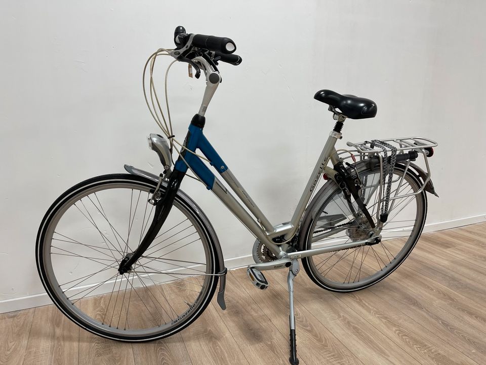 Gazelle Damenfahrrad Hollandrad Fahrrad  28 zoll in Mönchengladbach