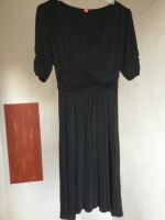 Kleid 36 schwarz Cocktailkleid schmeichelnde Form Bayern - Bad Endorf Vorschau
