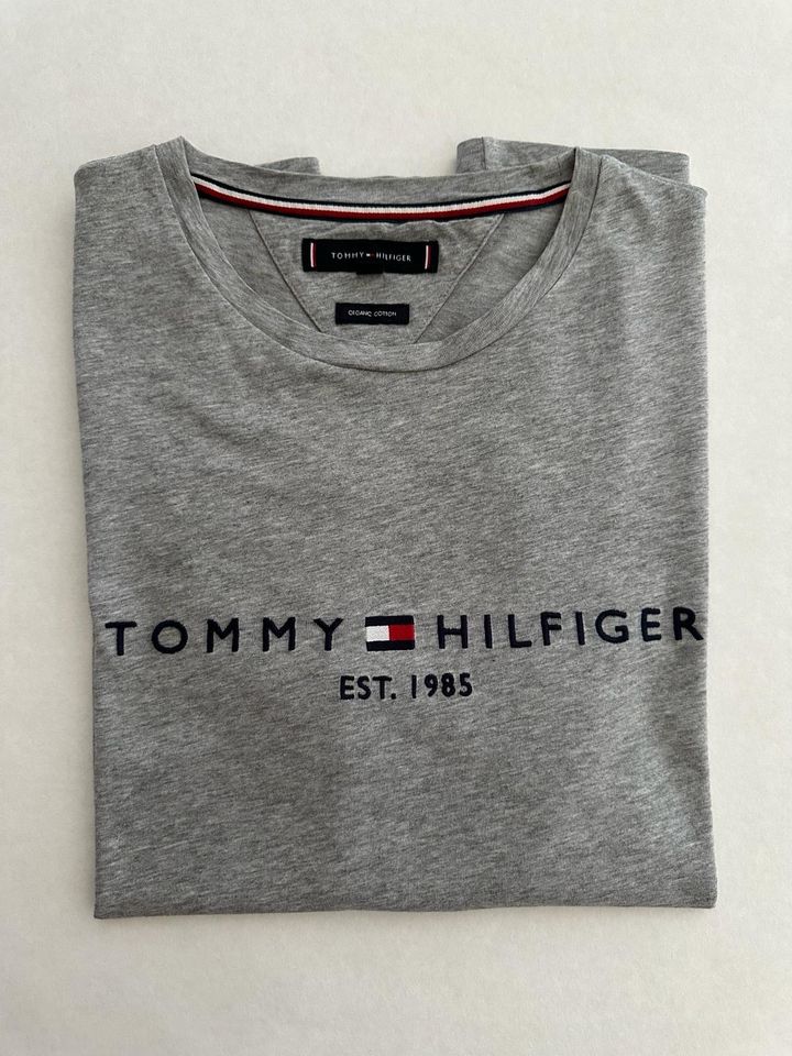 Tommy Hilfiger Tshirt Gr. S zu verkaufen ! in Stolberg (Rhld)