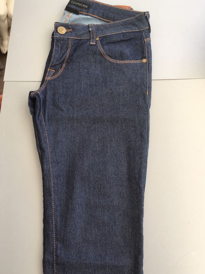 SUPERSCHÖNE STRETCH ORIGINAL CALVIN KLEIN JEANS Gr.30 in Saarbrücken