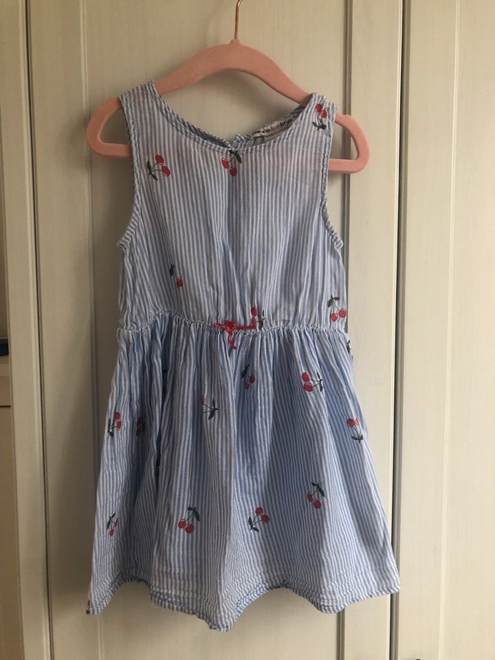 Süßes Sommerkleid mit Kirschen Gr. 104 in Dresden