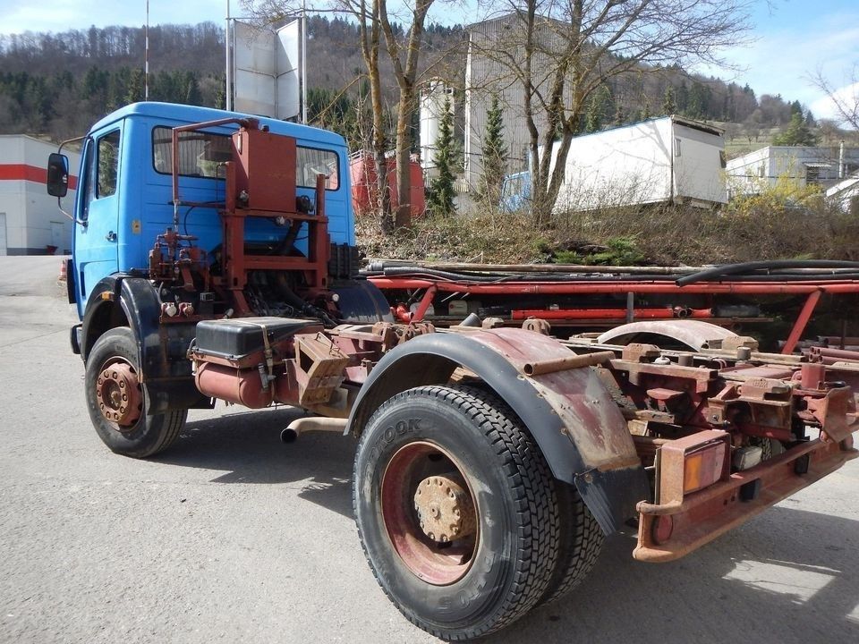 Dautel Wechselsystem für Zweiachs-LKW (Absetzkipper/Sattelplatte) in Berlin