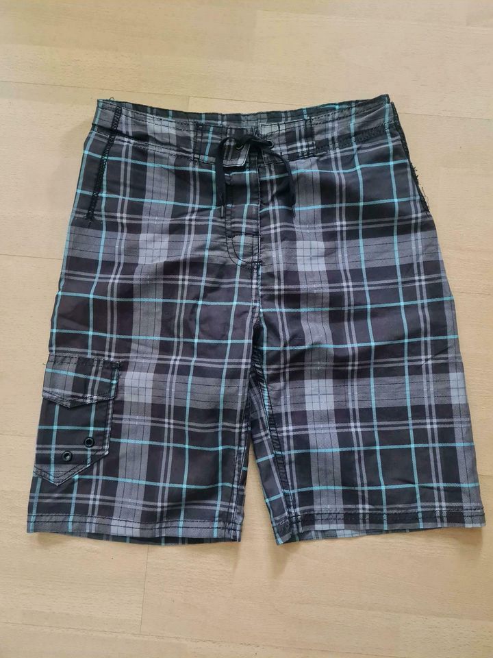 Badehose Short in Maxdorf