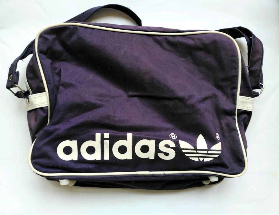 Adidas Tasche Umgangetasche lila violett true vintage oldschool