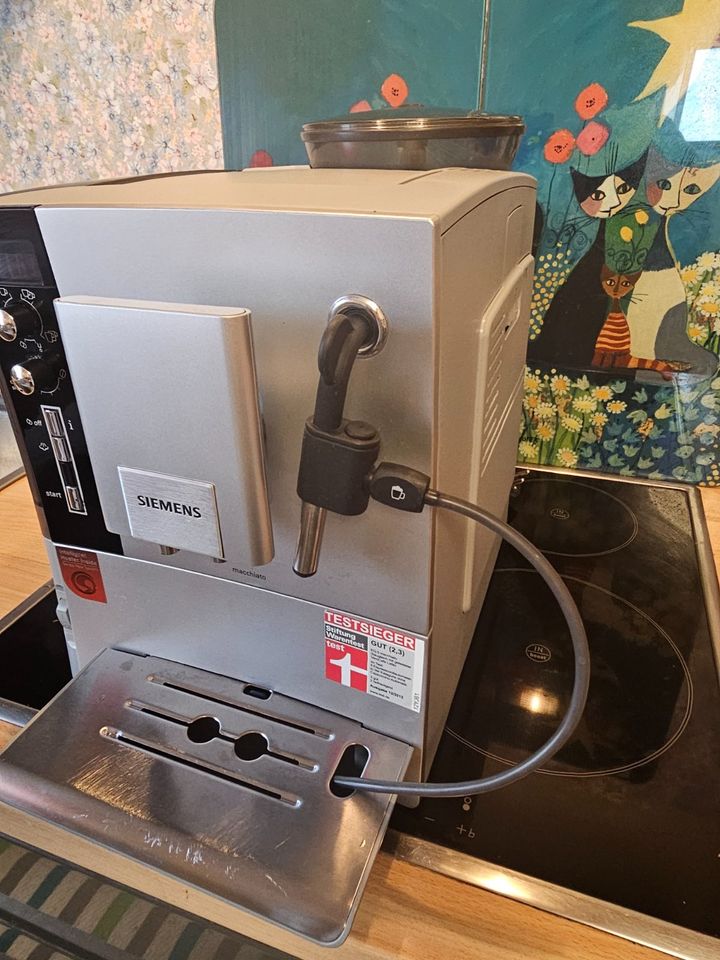 Siemens Kaffeevollautomat EQ macchiato OVP in Bamberg