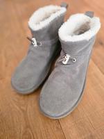 UGG Classic mini toggler Boot Schuhe Schnellverschluss taupe grau Niedersachsen - Norderney Vorschau