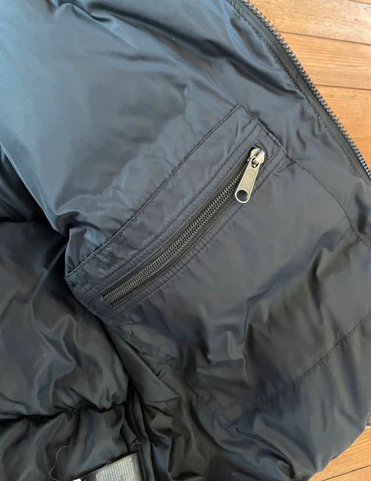 The North Face 700 Nupste Retro Daunenjacke Pufferjacket TNF in Püttlingen