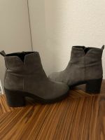 Stiefel Stiefeletten Damen grau Absatz Größe 38 Berlin - Steglitz Vorschau