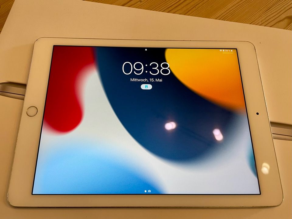 Apple iPad Air 2 Weiß 64GB Wifi Defekt in Erding