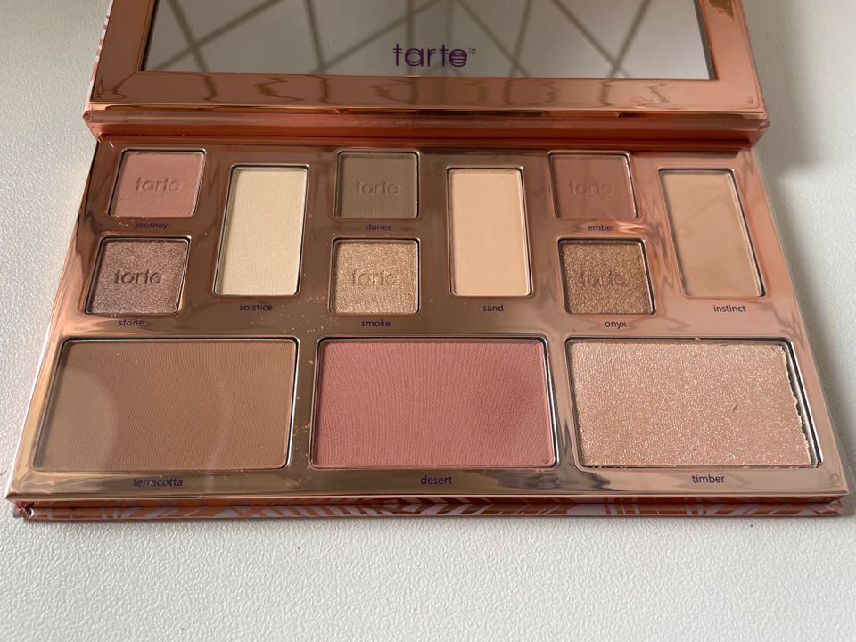 Tarte Clay Play Eye & Cheek Palette Volume 2 Neu in Hamburg