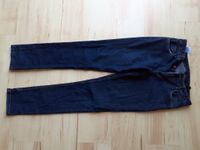 Jeans C&A Größe 182 dunkelblau, wenig getragen Sachsen-Anhalt - Halle Vorschau