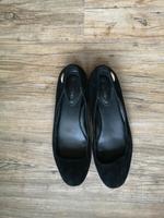 Calvin Klein Damen Ballerina Schwarz Gold Gr. 38 neuwertig Brandenburg - Lübbenau (Spreewald) Vorschau