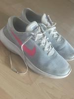 Nike Sportschuhe Bielefeld - Brackwede Vorschau