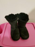 UGG Gr 29 Bailey Bow Berlin - Reinickendorf Vorschau