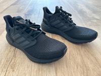 Adidas Ultraboost 20x James Bond in 45 1/3 Häfen - Bremerhaven Vorschau