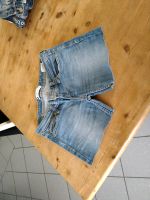 Levis Damen Jeans Shorts Größe 28 Nordrhein-Westfalen - Simmerath Vorschau