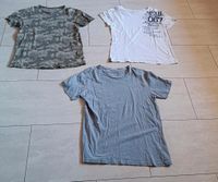 Kleiderpaket: 3 Herren T-Shirts Gr. S-M Bayern - Hofkirchen Vorschau
