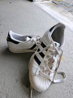 Adidas Turnschuhe Gr, 26,5 Hessen - Niederdorfelden Vorschau