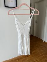 Forever 21 Jumpsuit Damen weiß Überkreuzt Rückenausschnitt Sommer Bayern - Gröbenzell Vorschau