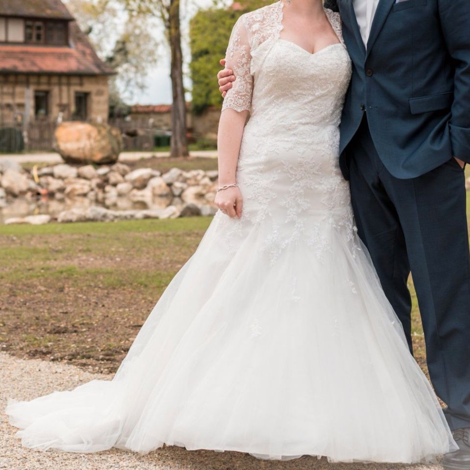 Hochzeitskleid Brautkleid in Memmelsdorf