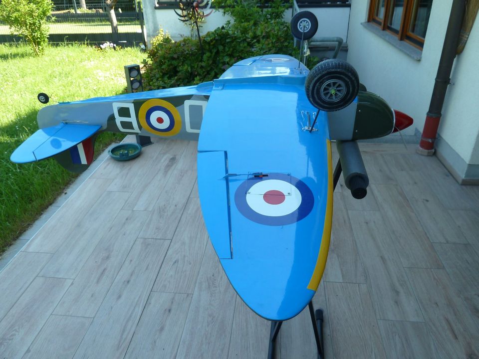 Spitfire Holzmodell in Koblenz