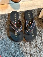 Tommy Hilfiger Damen Flip Flops 41 Lüneburger Heide - Neuenkirchen Vorschau