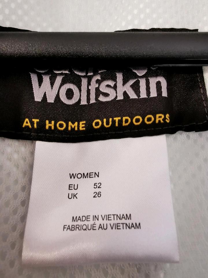 Jack Wolfskin Jacke Neu Gr. 52 in Grabow