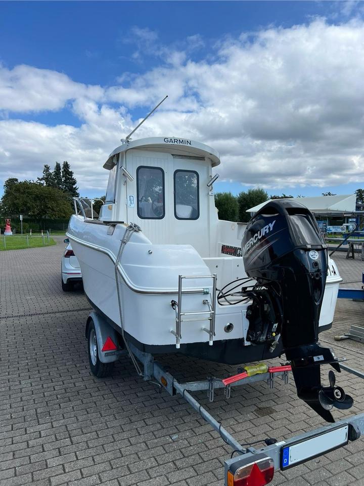 Quicksilver Pilothouse 500 Boot, 60PS Außenborder, Trailer, etc. in Leipzig