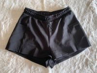 Schwarze Sport Shorts von Hunkemöller Gr. L NEU Feldmoching-Hasenbergl - Feldmoching Vorschau