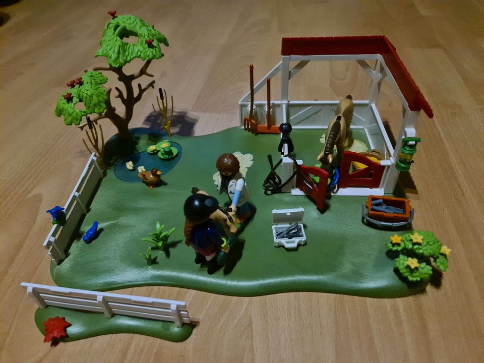 6147 Playmobil Pferdekoppel mit Box in Kleinblittersdorf