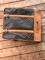 Louis Vuitton Kleidersack Spezialanfertigung Bayern - Bad Wörishofen Vorschau