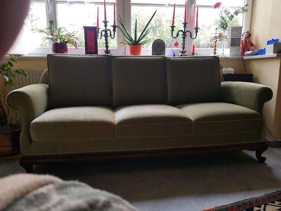 Sofa Couch Loriot 3er Sofa Samt lindgrün vintage retro 40er 50er in Hamburg