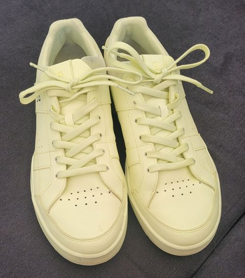 On Sneakers: The Roger Clubhouse Size 45 in Berlin