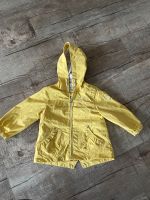 Dünne Jacke  gelb Größe 86 Mädchen Niedersachsen - Großefehn Vorschau