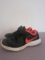 Nike Sportschuhe Sneaker Gr 30 Buchholz-Kleefeld - Hannover Groß Buchholz Vorschau