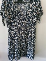 Damen Sommerkleid mit Blumen Muster Schleswig-Holstein - Lübeck Vorschau