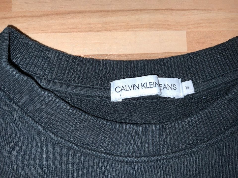 Calvin Klein Pullover schwarz Gr 14 158 CK Pulli Sweatpullover in Rotenburg (Wümme)