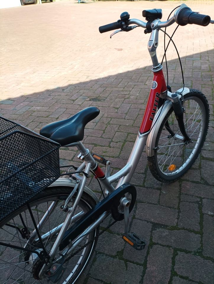 Mädchenfahrrad 24 Zoll Fahrrad in Neuenkirchen - Merzen