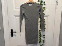Gr.S grau figurbetontes Kleid/New Yorker/FB Sister/Damenkleid Niedersachsen - Schladen Vorschau