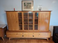 Mid Century Vitrine / Wohnzimmerschrank massive Kirsche Bayern - Memmingen Vorschau