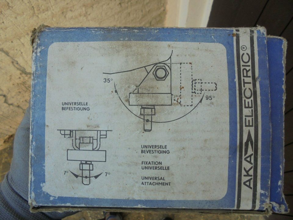 Trabant Wartburg B1000 Nebel-/ Rückfahrscheinwerfer DDR NEU OVP in Kraftsdorf