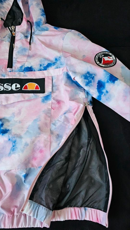 Jacke Windbreaker 42 der Marke ellesse Batik in Friedberg