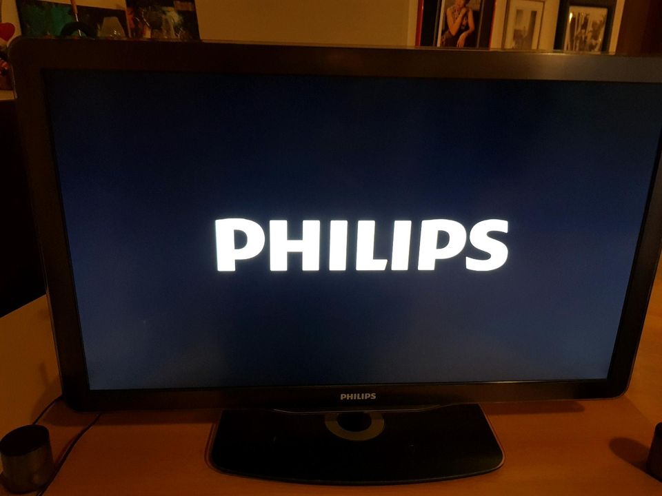 Philips LCD TV 37 Zoll mit Orig. Fernbedienung Top Zustand! OVP! in Leipzig