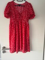 Kleid, Sommerkleid rot Größe 40 Nordrhein-Westfalen - Iserlohn Vorschau